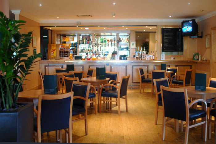 Holiday Inn Leeds-Wakefield M1 Jct40, An Ihg Hotel Restoran gambar